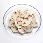 Champignons weiß Scheiben frisch