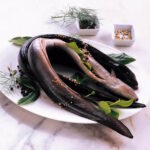 Aal mit Kopf und Haut frisch 300g-500g 3kg